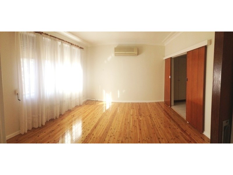 8 Cutler Avenue, St Marys NSW 2760