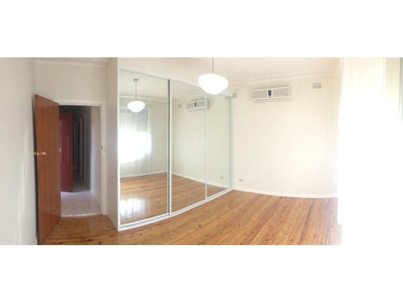 8 Cutler Avenue, St Marys NSW 2760