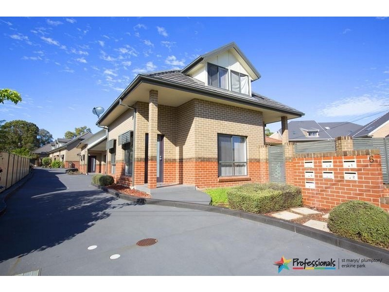 5/6 Canberra Street, Oxley Park NSW 2760
