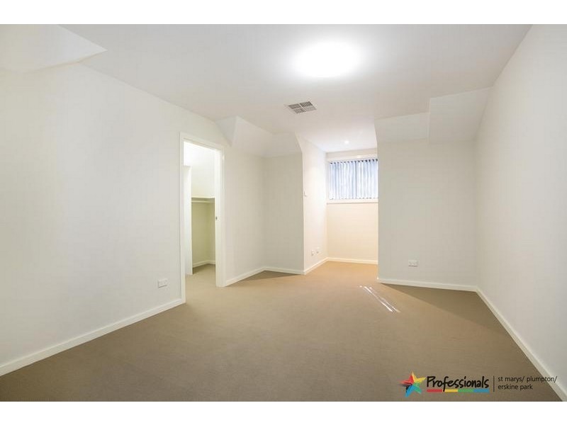 5/6 Canberra Street, Oxley Park NSW 2760