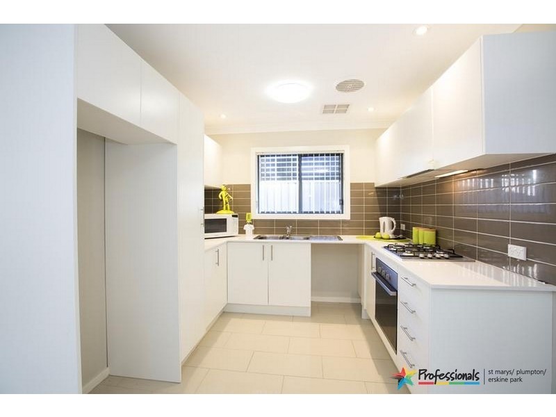 5/6 Canberra Street, Oxley Park NSW 2760