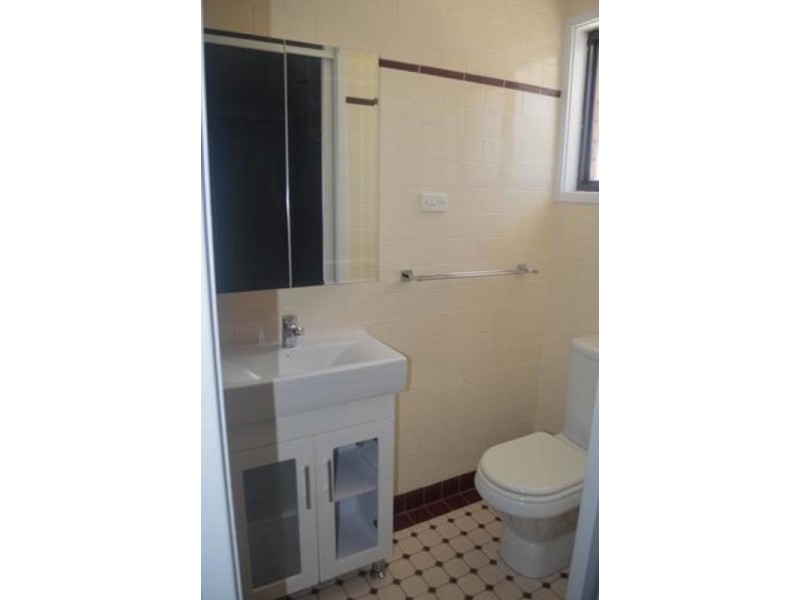 11 McCabe Close, St Clair NSW 2759