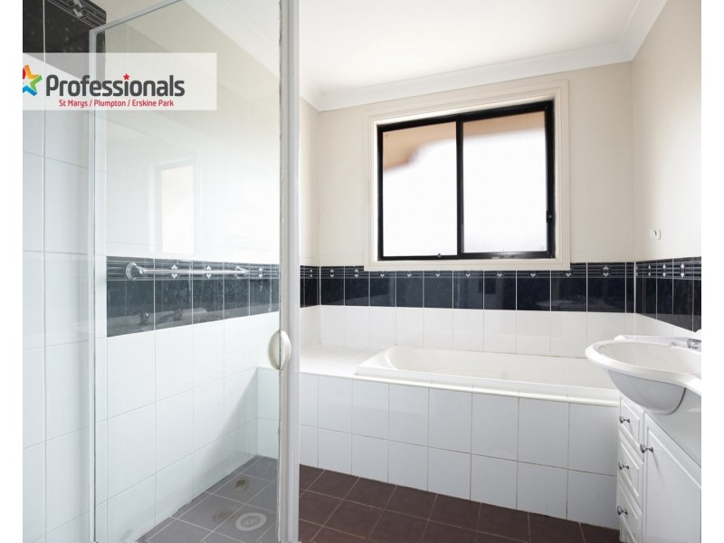 1/1 Bond Place, Oxley Park NSW 2760