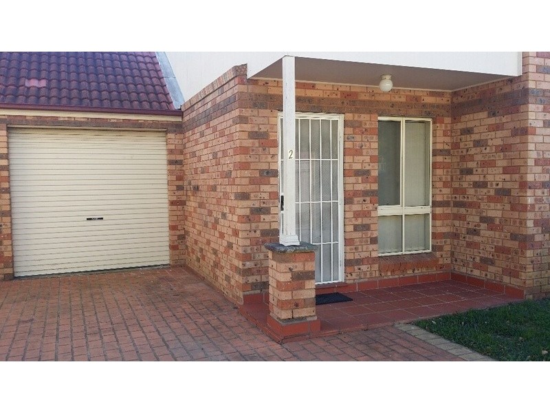 2/166 Glossop Street, St Marys NSW 2760