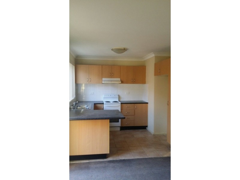 2/166 Glossop Street, St Marys NSW 2760