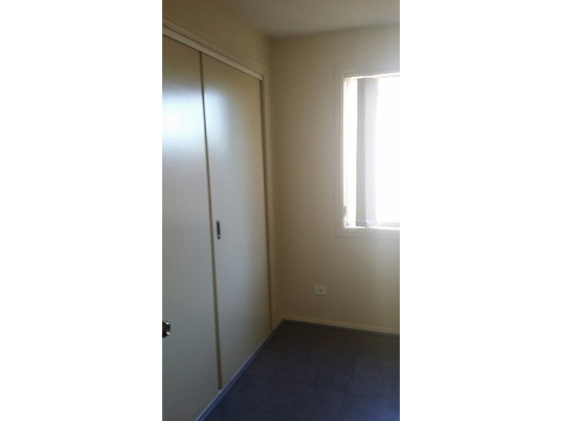 2/166 Glossop Street, St Marys NSW 2760