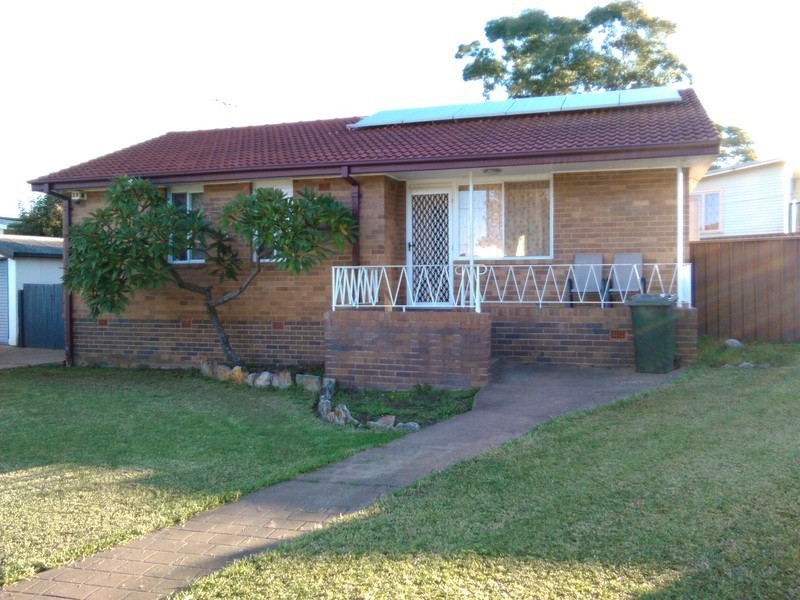 2 Hasselburgh Road, Tregear NSW 2770