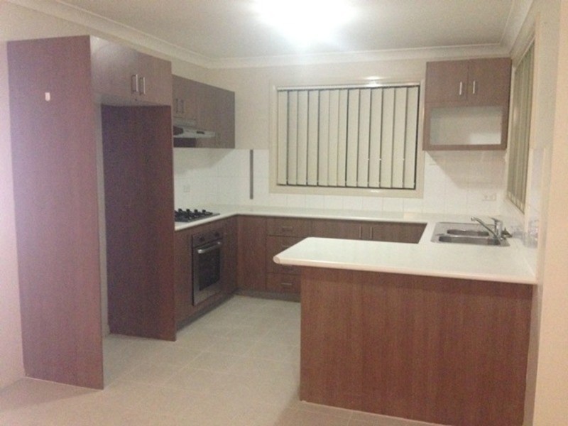 1 Bond Place, Oxley Park NSW 2760