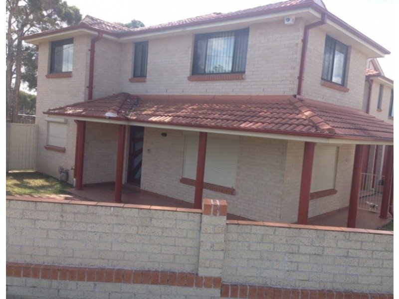 1 Bond Place, Oxley Park NSW 2760