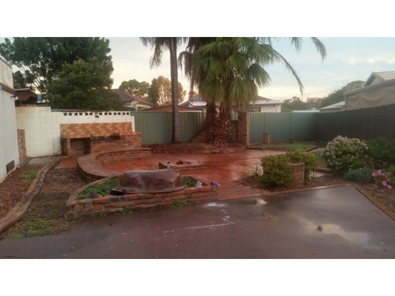 8 Hendren Place, Colyton NSW 2760