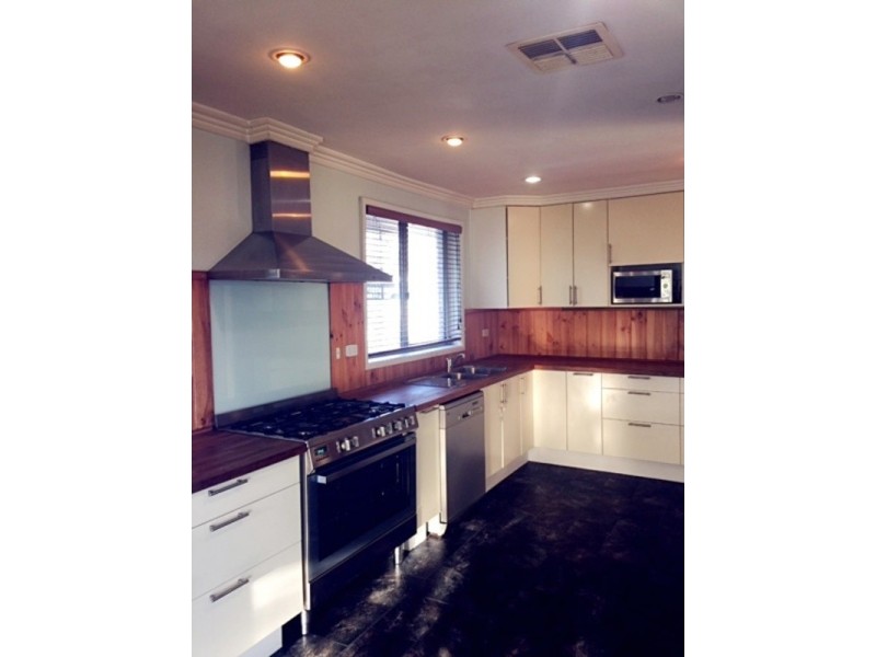 13 Hillcrest Avenue, Penrith NSW 2750