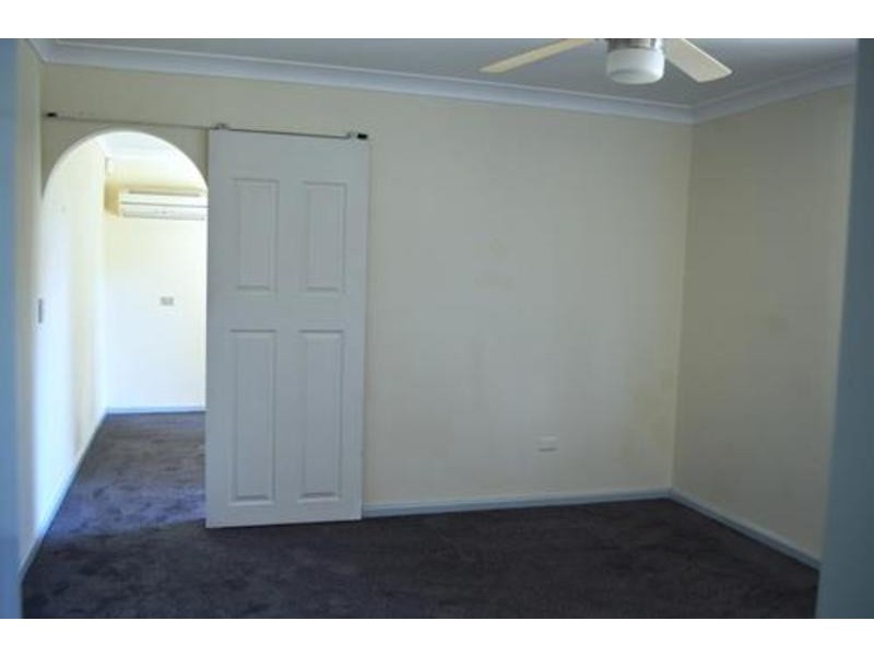 13 Hillcrest Avenue, Penrith NSW 2750