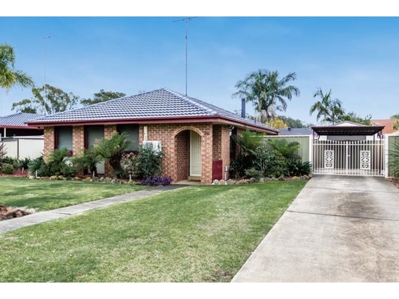 38 Corio Drive, St Clair NSW 2759