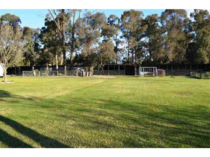 15 Tadmore Road, Cranebrook NSW 2749