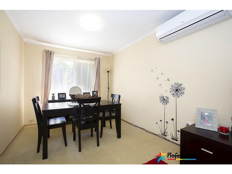 158 Explorers Way, St Clair NSW 2759