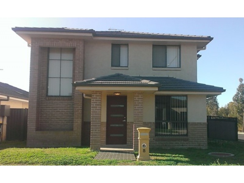 8 Taradale Drive, Ropes Crossing NSW 2760
