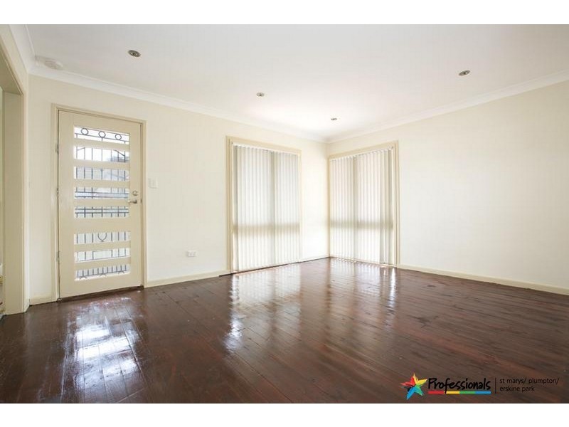 14 Taranaki Avenue, Lethbridge Park NSW 2770