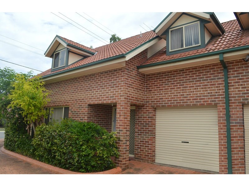 1/134 Glossop Street, St Marys NSW 2760
