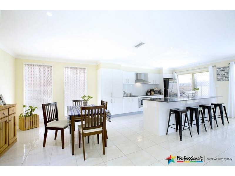 Claremont Meadows NSW 2747