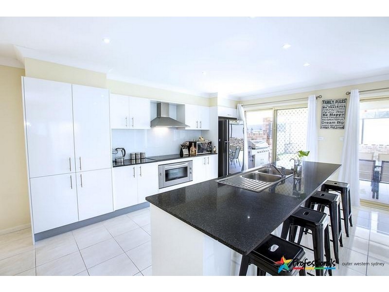 Claremont Meadows NSW 2747