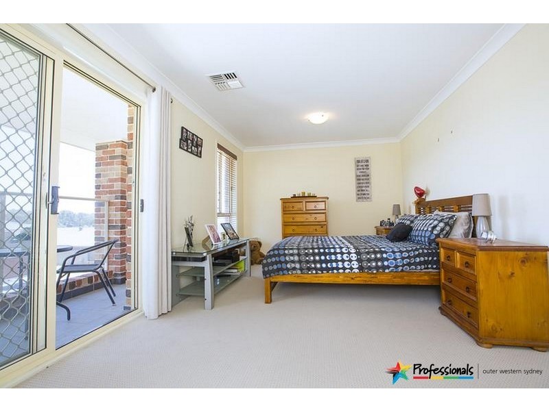 Claremont Meadows NSW 2747