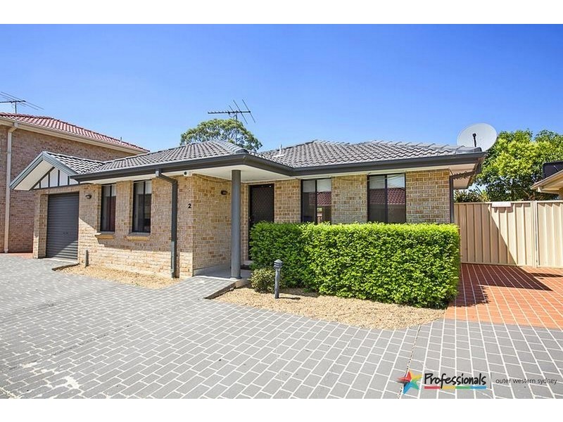 2/530 Carlisle Avenue, Mount Druitt NSW 2770