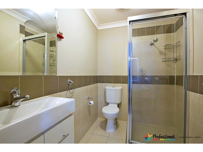 2/530 Carlisle Avenue, Mount Druitt NSW 2770