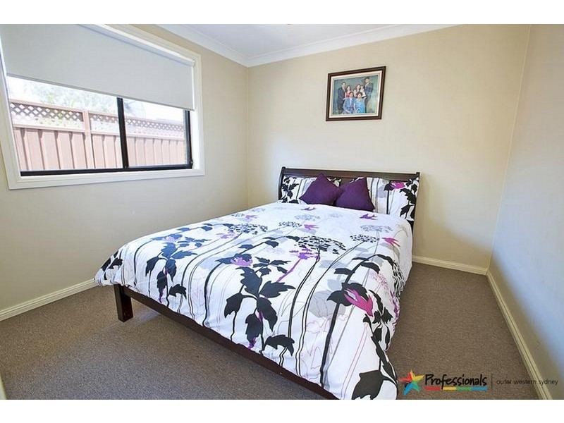 2/530 Carlisle Avenue, Mount Druitt NSW 2770