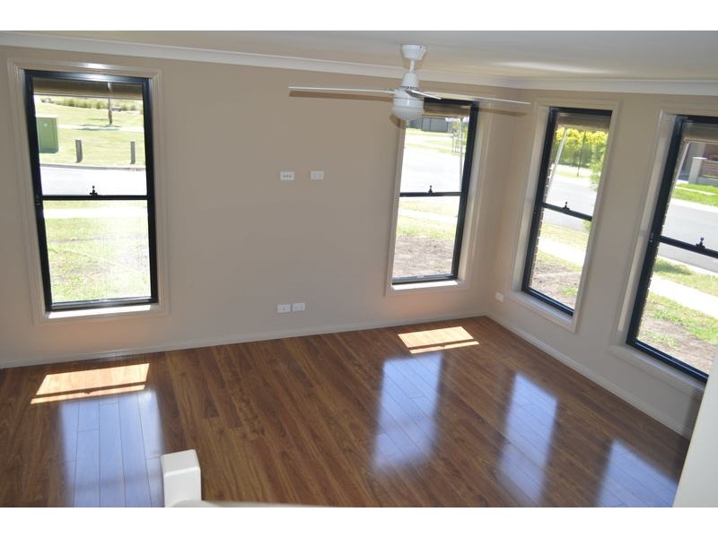 29 Taradale Drive, Ropes Crossing NSW 2760