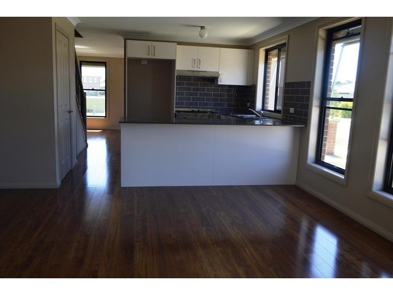 29 Taradale Drive, Ropes Crossing NSW 2760