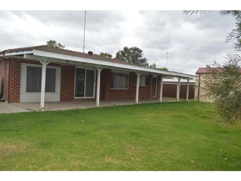 3 Blackbird Glen, Erskine Park NSW 2759