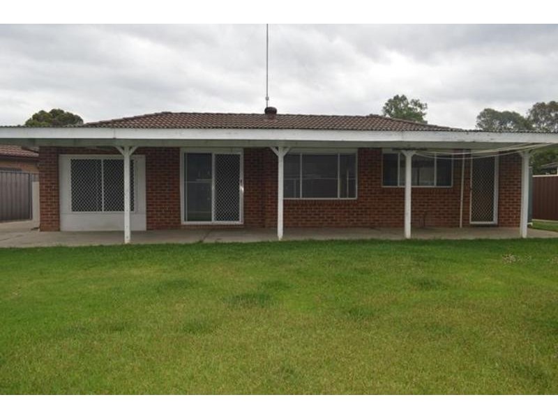 3 Blackbird Glen, Erskine Park NSW 2759