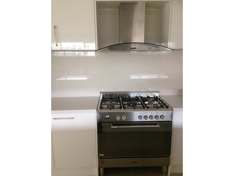 8 Leeds Street, Oran Park NSW 2570