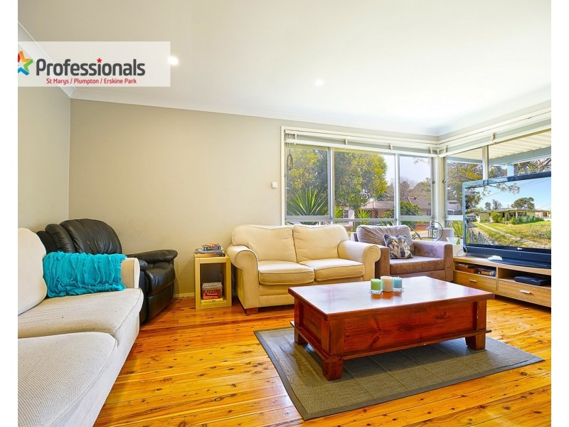 18 Jackaranda Road, North St Marys NSW 2760