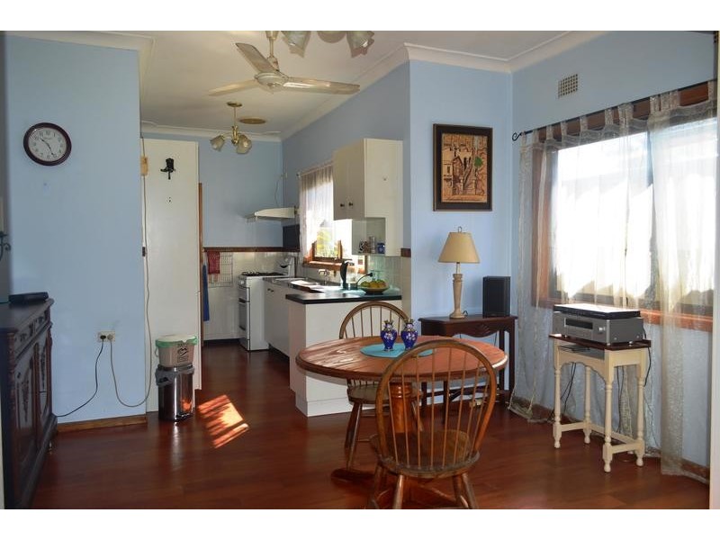 9 Thompson Avenue, St Marys NSW 2760