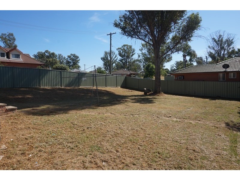 27 Cambridge Street, Cambridge Park NSW 2747
