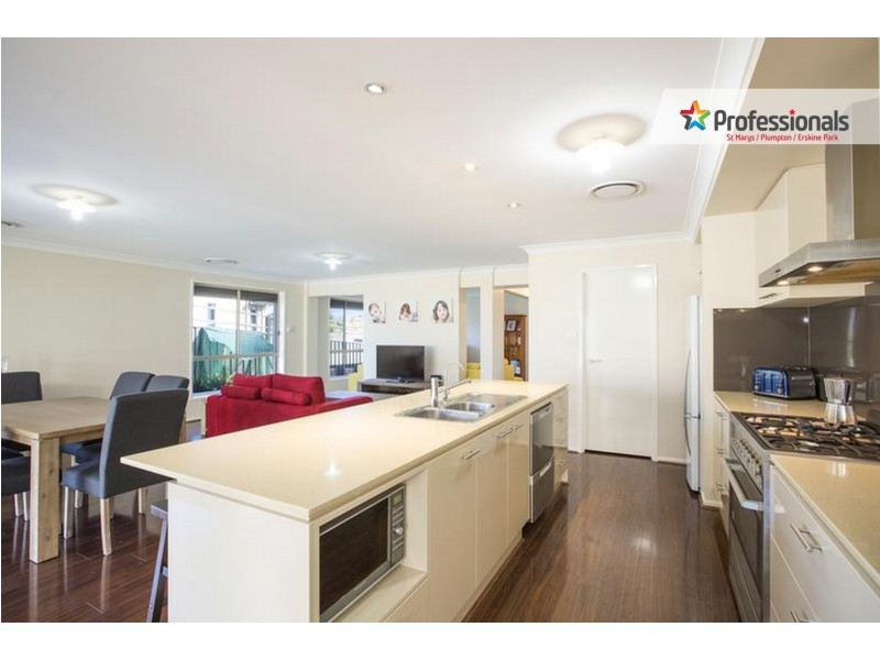 Claremont Meadows NSW 2747