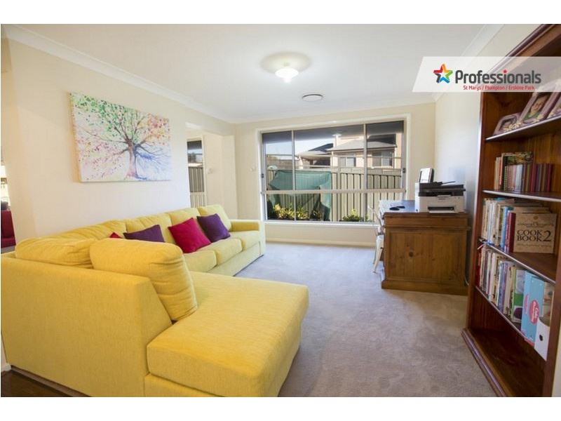 Claremont Meadows NSW 2747