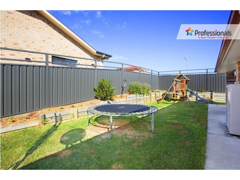 Claremont Meadows NSW 2747