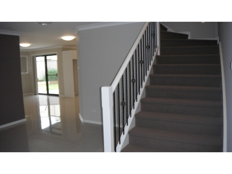 5/6 Canberra Street, Oxley Park NSW 2760