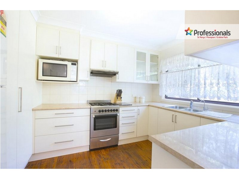 15 Nevada Avenue, Colyton NSW 2760