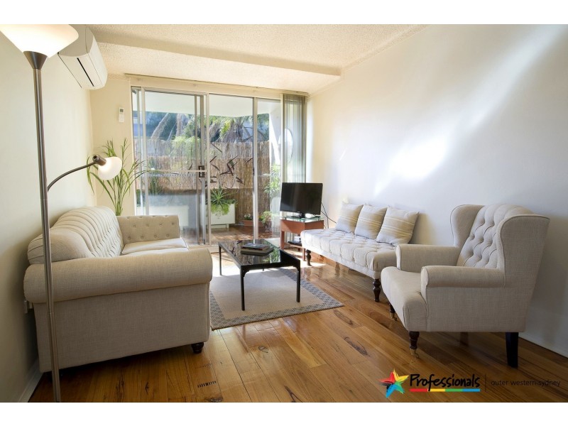 2/65-66 Park Avenue, Kingswood NSW 2747