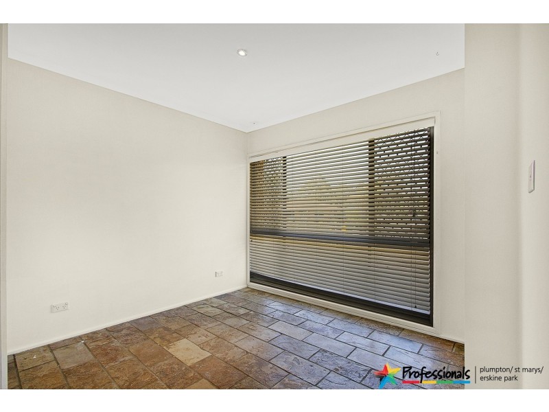 4 Beethoven Place, Cranebrook NSW 2749