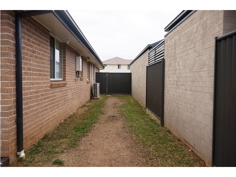 45 Taradale Drive, Ropes Crossing NSW 2760