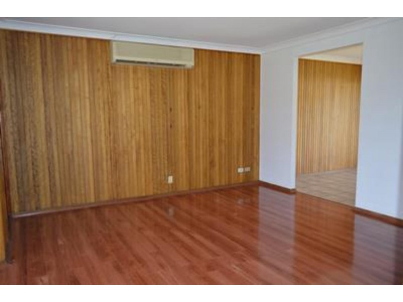 12 Bancroft Street, Oakhurst NSW 2761