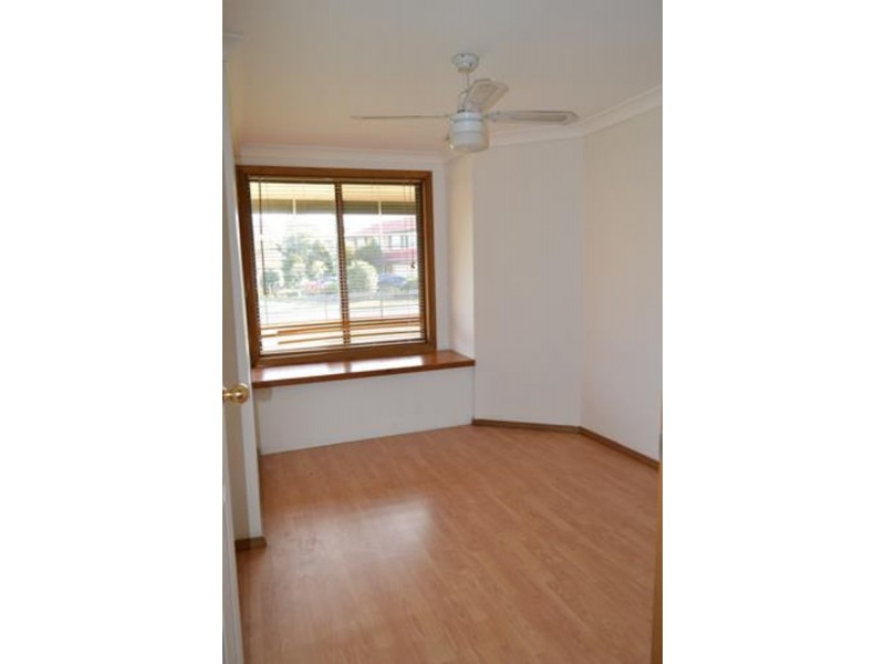 12 Bancroft Street, Oakhurst NSW 2761