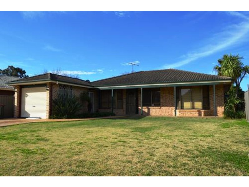 12 Bancroft Street, Oakhurst NSW 2761