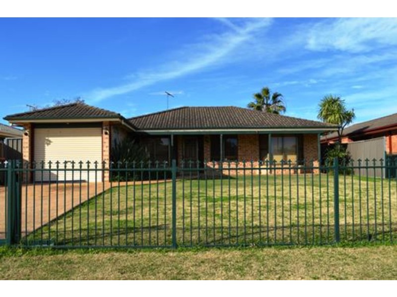 12 Bancroft Street, Oakhurst NSW 2761