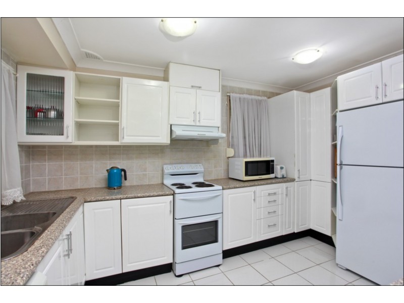 58 Shadlow Crescent, St Clair NSW 2759