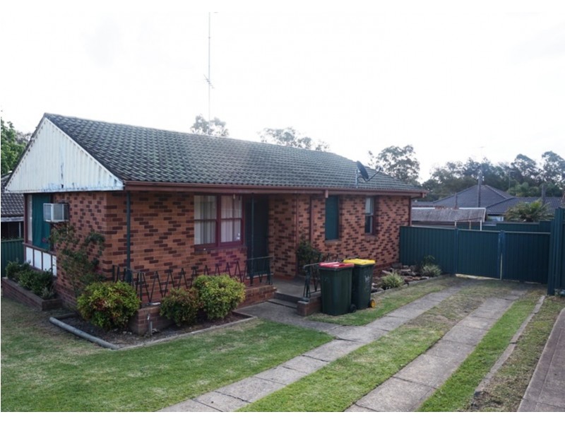 73 Debrincat Avenue, Tregear NSW 2770